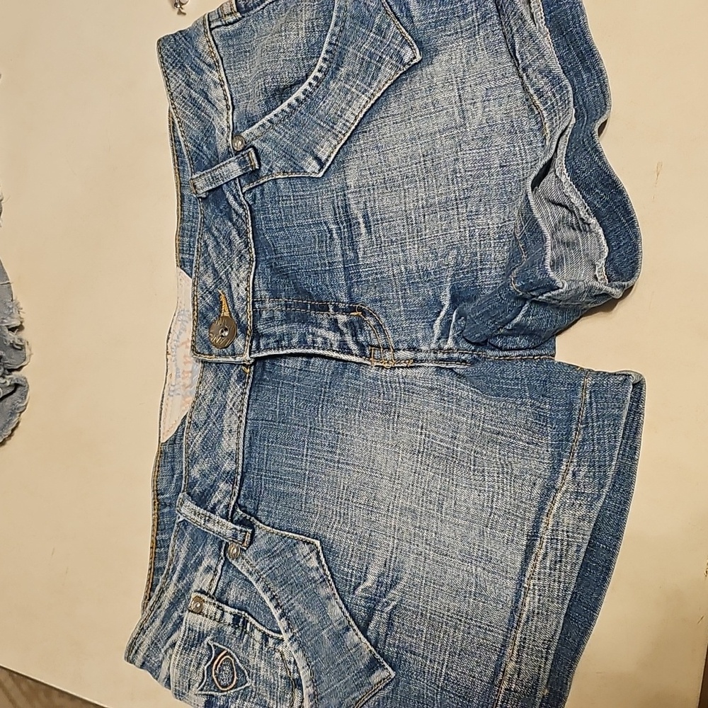 Brandish shorts